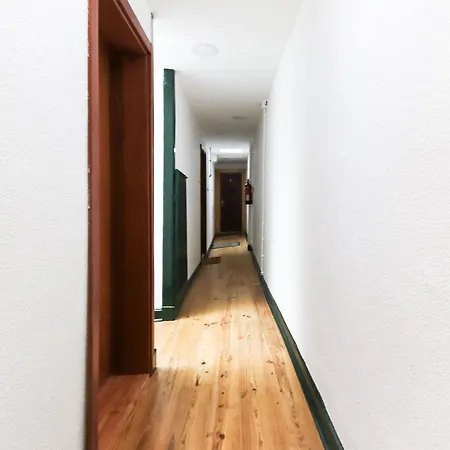 Cosy Santos Mezzanine By Homing Апартаменти *