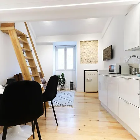 Cosy Santos Mezzanine By Homing Lisboa
